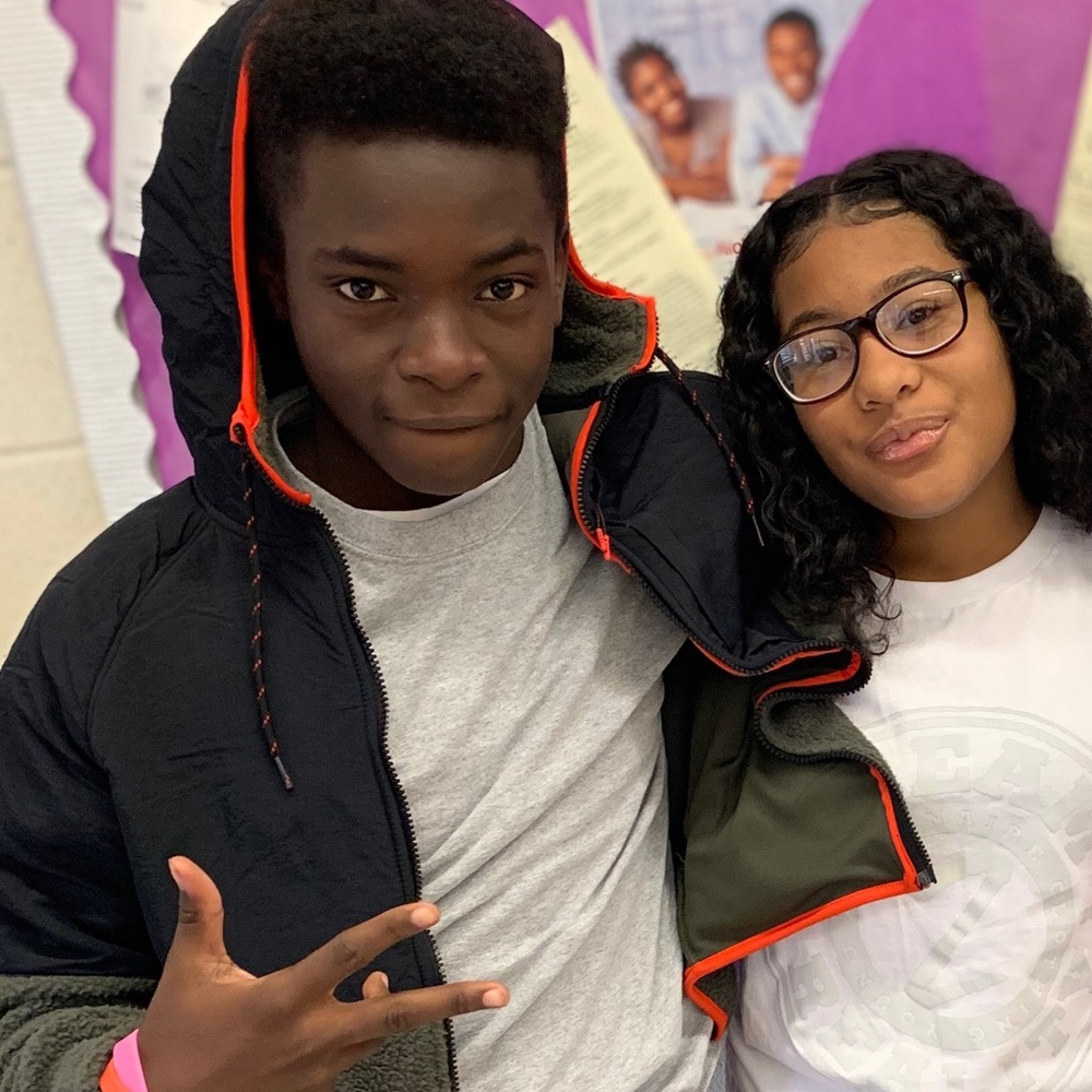 Meet your Posher, Raymon